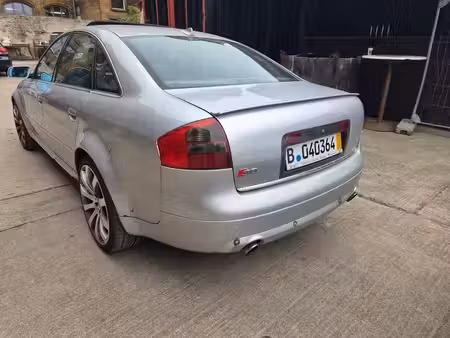 Audi A6 S6 V8 4.2 340 quattro
