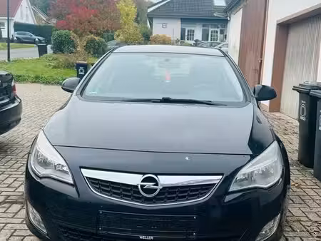 Opel Astra 1.4 90