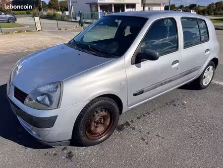 Renault Clio 1.2 75