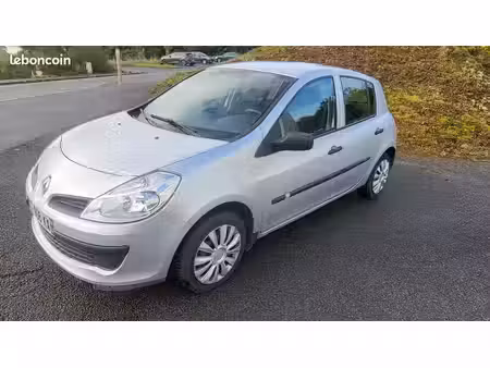 Renault Clio 1.2 75