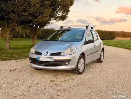 Renault Clio 1.2 75