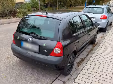 Renault Clio 1.2 75