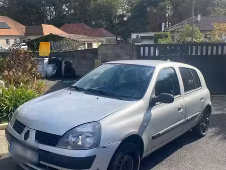 Renault Clio 1.2 75