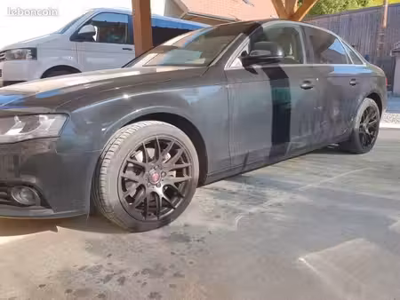 Audi A4 2.0 TFSI 211