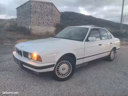 BMW Série 3 325TDS 2.4 143