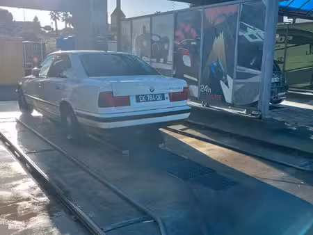 BMW Série 3 325TDS 2.4 143