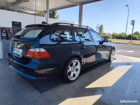 BMW Série 5 530d 3.0 235