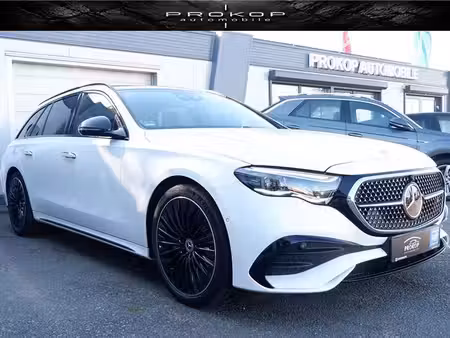 Mercedes-Benz Classe E E 300 AMG Line