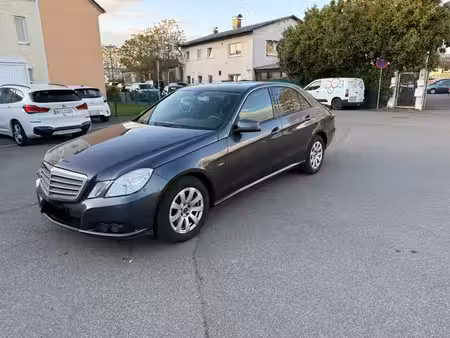 Mercedes-Benz Classe E E 220 2.1 CDI 170