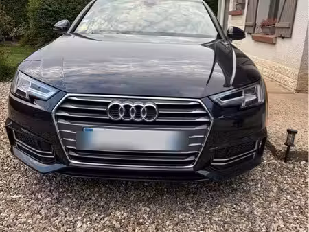 Audi A4 2.0 TDI 150 S line