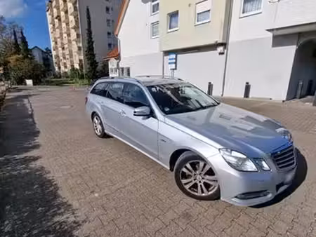 Mercedes-Benz Classe E E 220 2.1 CDI 170
