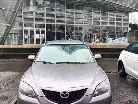 Mazda Mazda3 1.6 105