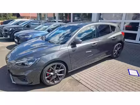 Ford Focus ST 2.3 280