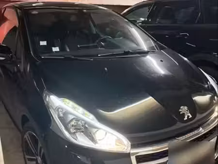 Peugeot 208 1.6 THP 208 GT Line