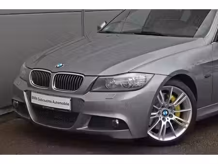 BMW Série 3 330d 3.0 245