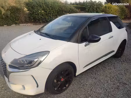DS 3 1.2 PureTech 110 Performance Line