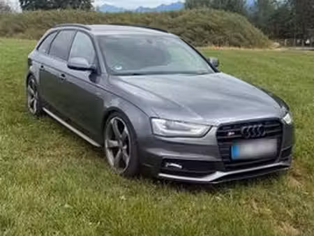 Audi A4 S4 V6 3.0 TDI 245 quattro
