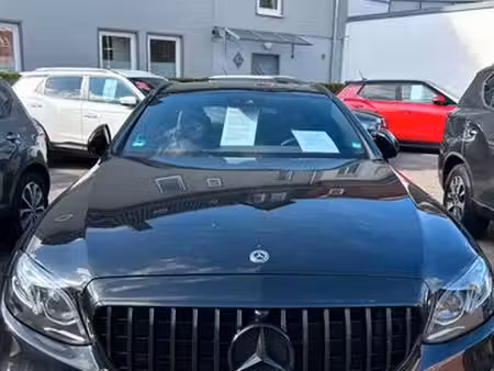 Mercedes-Benz Classe E E 300 2.0 211