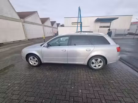 Audi A4 S4 2.0 TDI 140