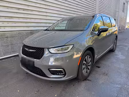Chrysler Pacifica Limited