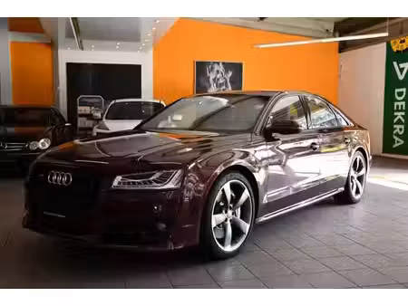 Audi A8 S8 V8 4.0 TFSI 605 quattro