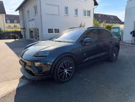 Porsche Macan 360