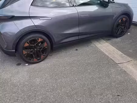 Cupra Raval 226