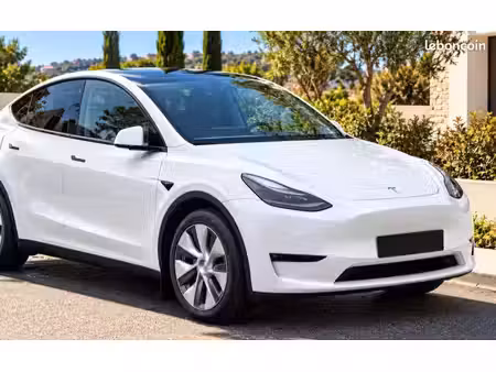 Tesla Model Y Grande Autonomie 275