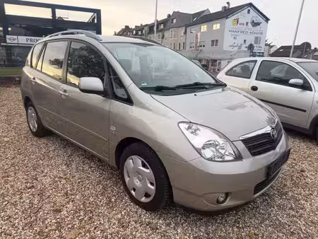 Toyota Corolla 1.8 135 Linea Sol