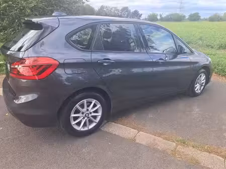 BMW Série 2 218i 1.5 136