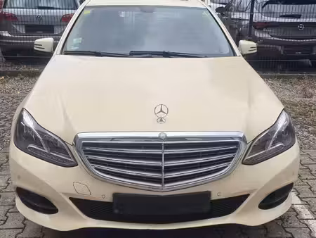 Mercedes-Benz Classe E E 200 2.1 136 Elegance