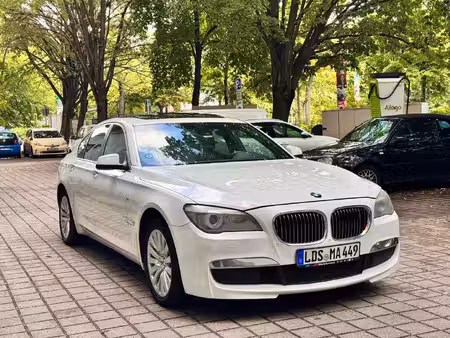 BMW Série 7 730d 3.0 245