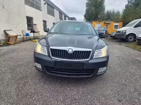 Škoda Octavia 1.6 105 Ambiente 4x4