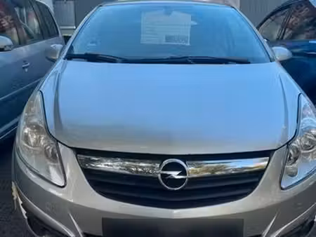 Opel Corsa 1.2 80