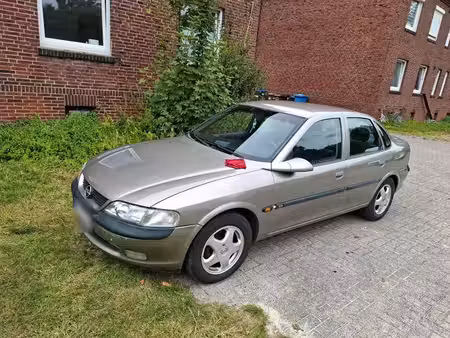 Opel Vectra 1.8 115