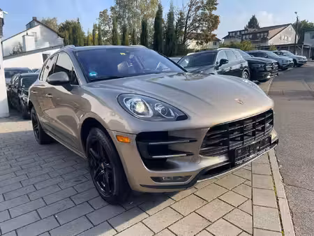 Porsche Macan Turbo V6 3.6 400 4x4