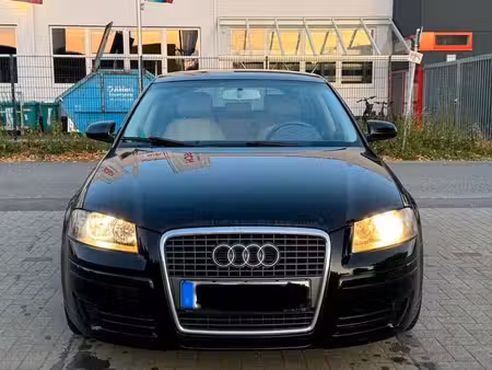 Audi A4 2.0 S line