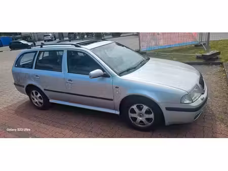 Škoda Octavia 1.6 102