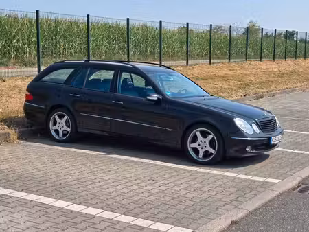 Mercedes-Benz Classe E E 320 V6 3.0 224