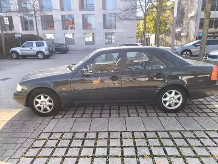 Mercedes-Benz Classe C C 180