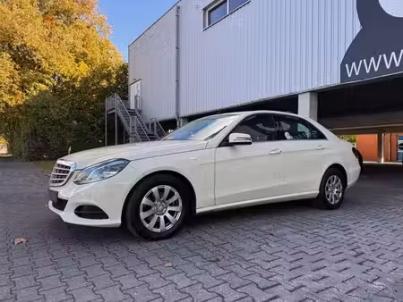 Mercedes-Benz Classe E E 200 2.1 136
