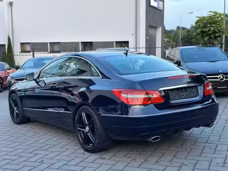 Mercedes-Benz Classe E E 350 V6 3.0 CDI 265