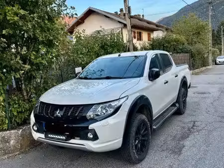 Mitsubishi L200 2.4 181 4x4