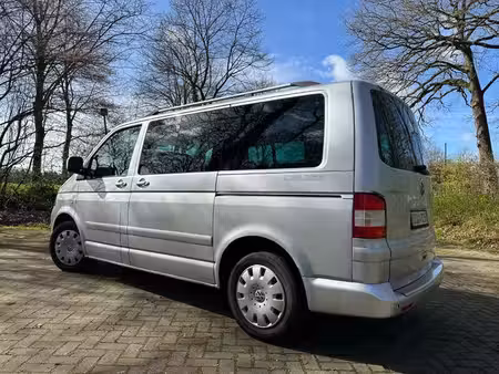 Volkswagen Transporter T5 2.5 TDI 174