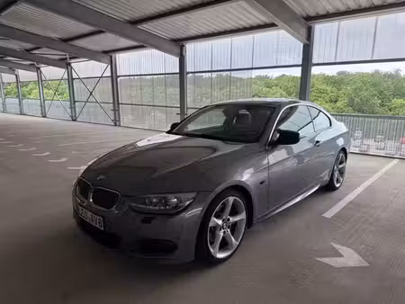 BMW Série 3 325i 3.0 218