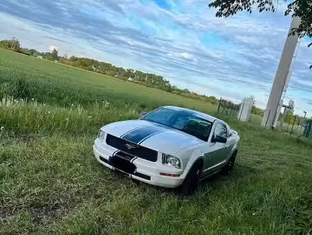 Ford Mustang V6 4.0