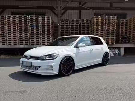 Volkswagen Golf GTI 2.0 245 Performance