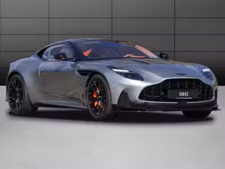 Aston Martin DB12 