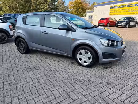 Chevrolet Aveo 1.2 86 LT