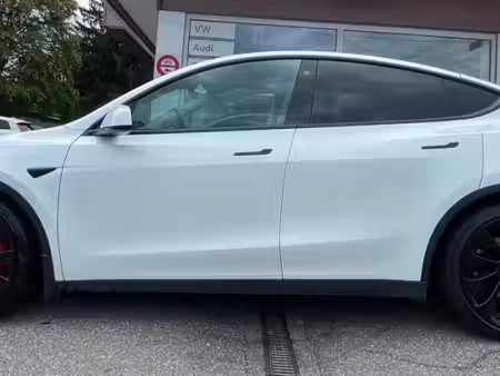 Tesla Model Y Performance 4x4